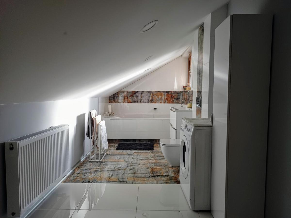 Barytowy Apartament ทานอฟสเก กูเร ภายนอก รูปภาพ