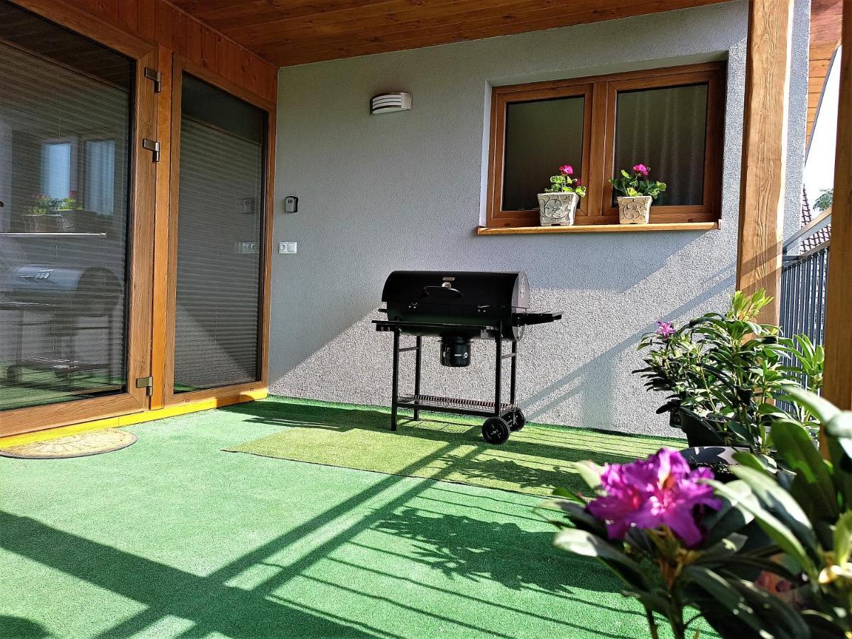 Barytowy Apartament ทานอฟสเก กูเร ภายนอก รูปภาพ